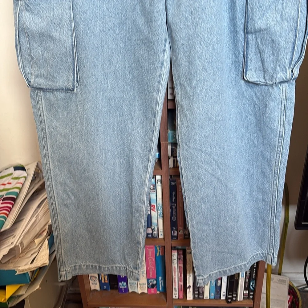 NWT Madewell Low-Slung Straight Cargo Light Wash Jeans Sz 30 - Picture 7 of 15